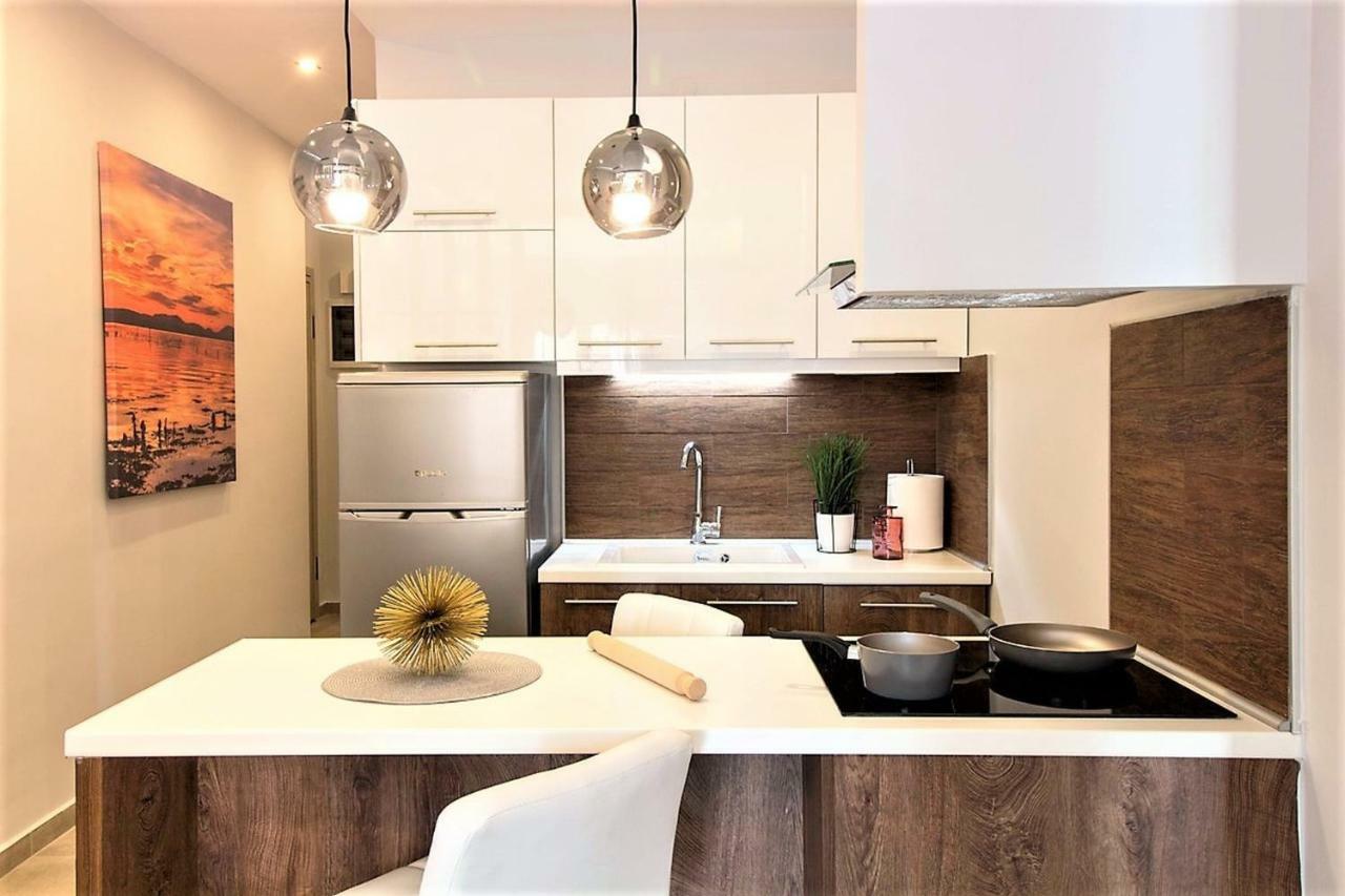Metro Apartment Tesalonika Bagian luar foto