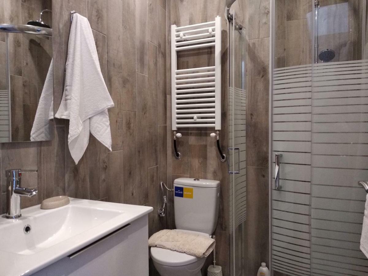 Metro Apartment Tesalonika Bagian luar foto