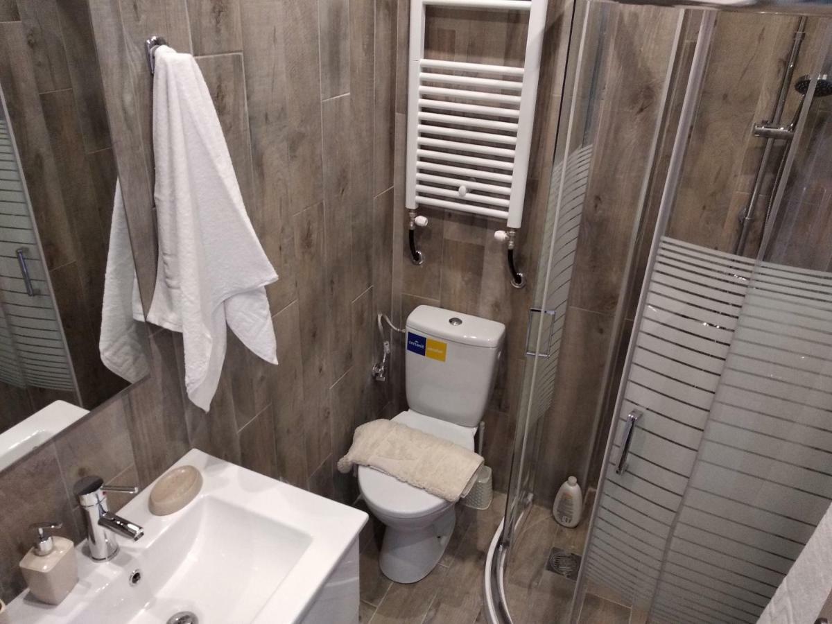 Metro Apartment Tesalonika Bagian luar foto